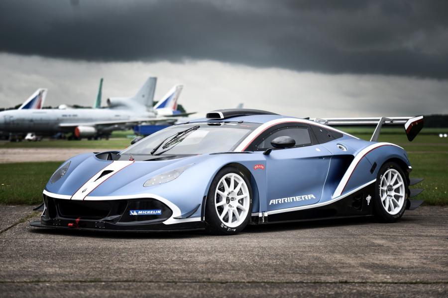  Arrinera Hussarya GT 2016 года  (фото 20 из 25)